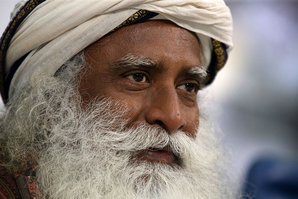 sadhguru
