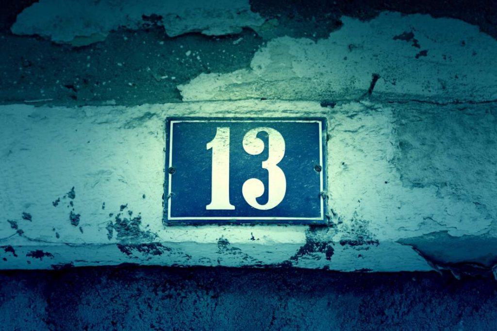 Misteri Angka 4 Dan 13 Di Gedung