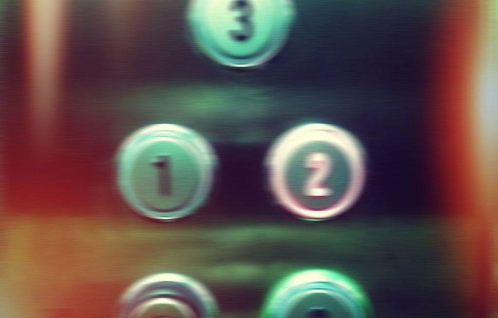 Misteri Tidak Adanya Lantai 4